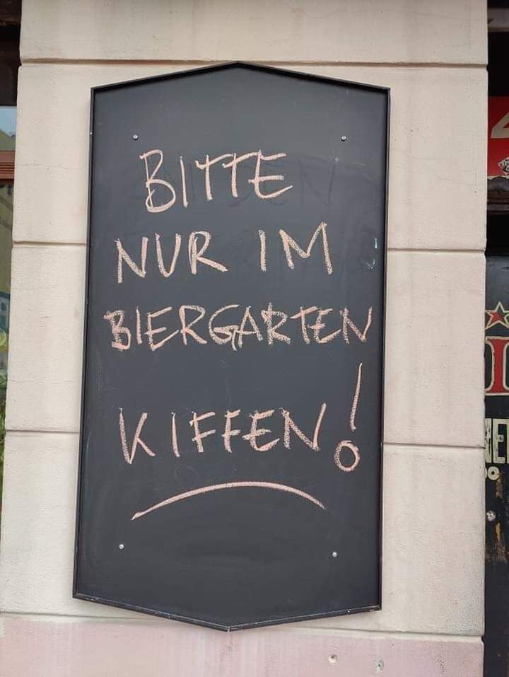 kiffen - jarać blanta, jarać skręta, marihuanę